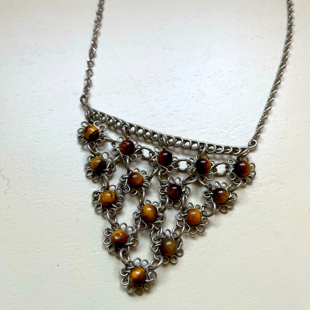 Tigers eye beading on silver chain link necklace